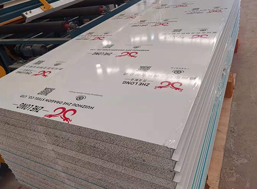 生產硅巖夾芯板